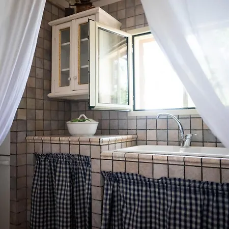 Il Prato By Sthey Bed and Breakfast